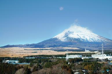 【北海道冬季限定】<大雪山國(guó)立公園·旭山動(dòng)物園·洞爺湖熊牧場(chǎng)·登別地越谷 ·浪漫小樽梢>雙溫泉六天游