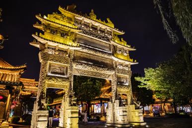 景點(diǎn)：臺(tái)兒莊古城夜景