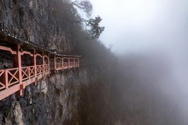 景點(diǎn)：天門山玻璃棧道