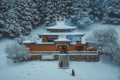 景點：格爾底寺雪景